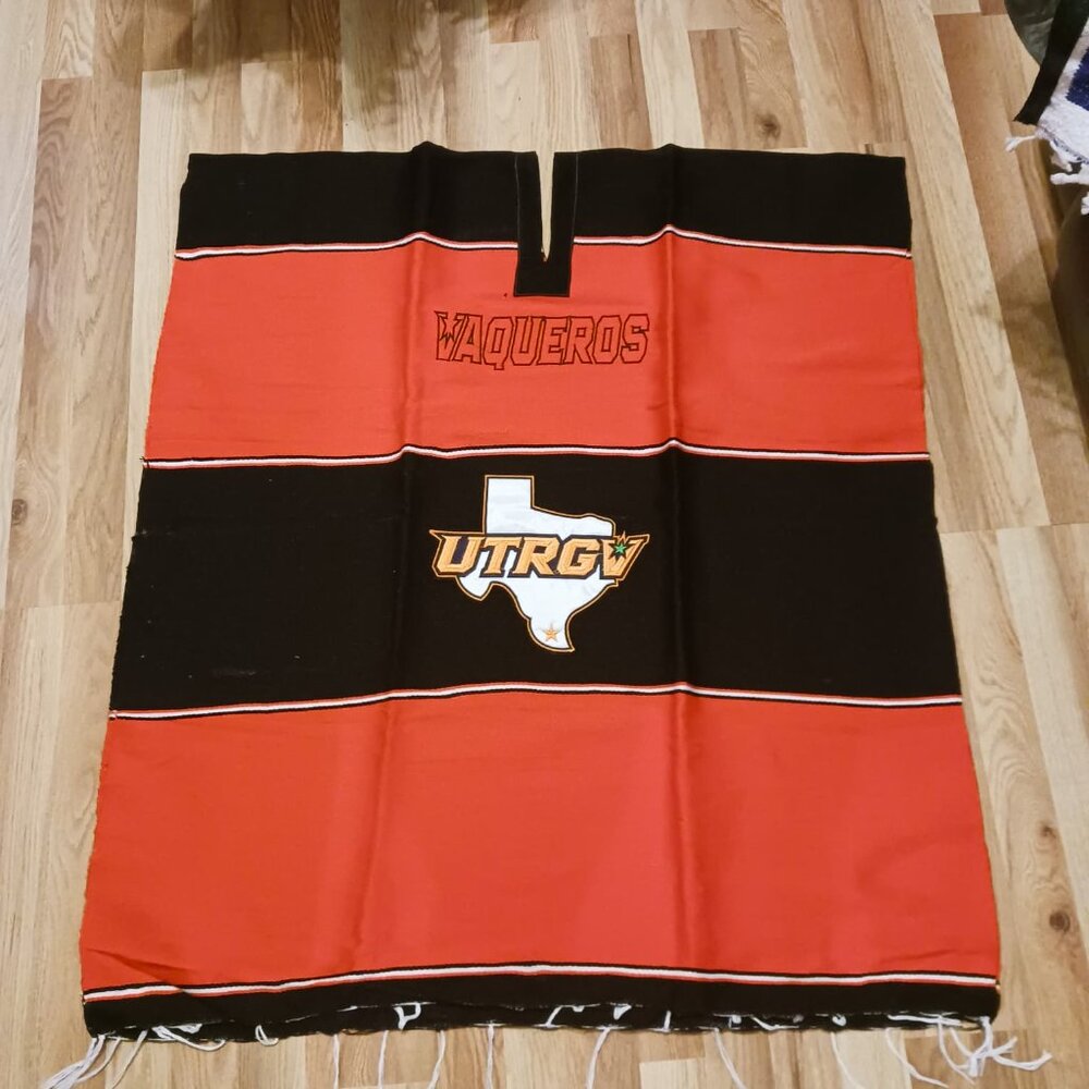 UTRGV VAQUEROS Custom Made Zarape / Sarape RGV Edinburg College Football Poncho